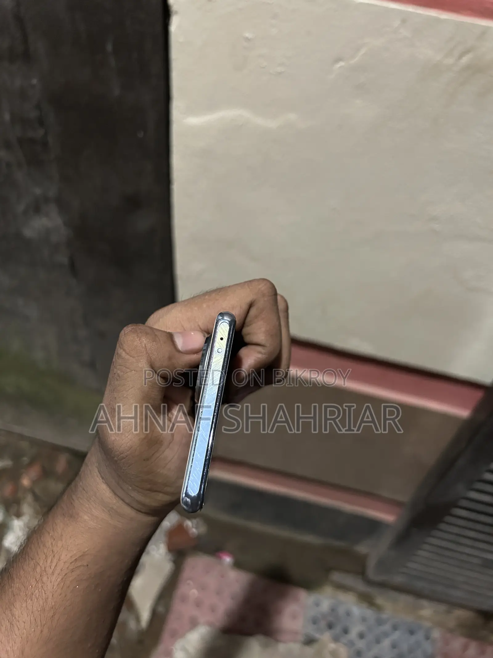 অপো রেনো ১০ ৫জি ২৫৬ জিবি