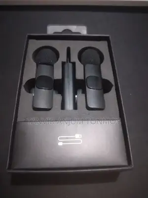 Microphone