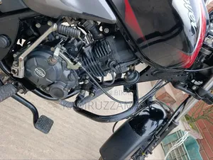 Bajaj Discover 125 2019 Black