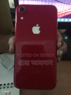 Apple iPhone XR 64 GB Red