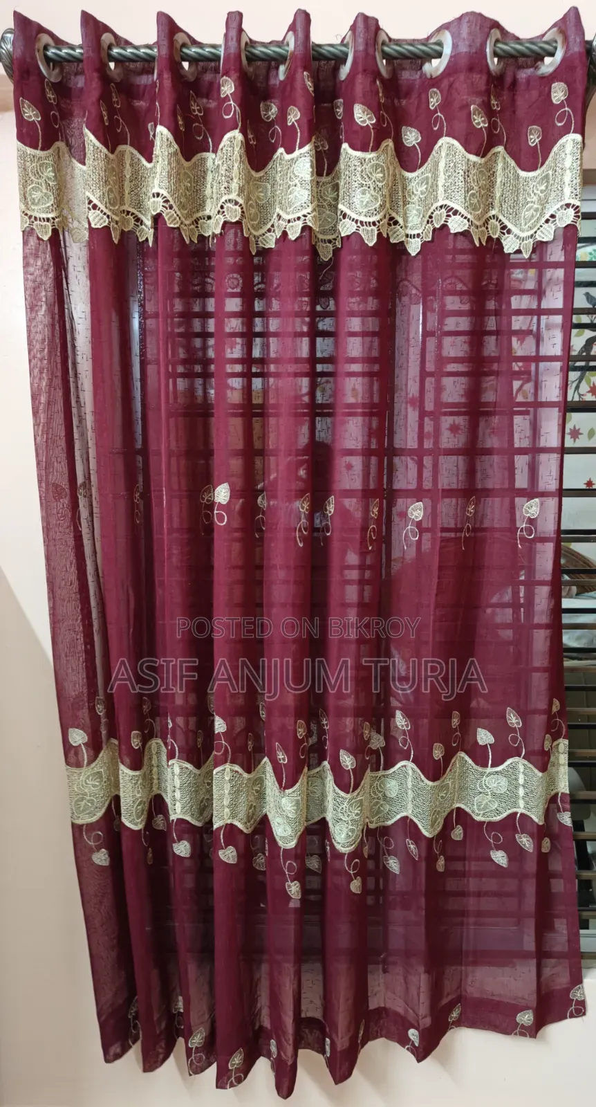 10 pieces of curtains (8 pleats each)