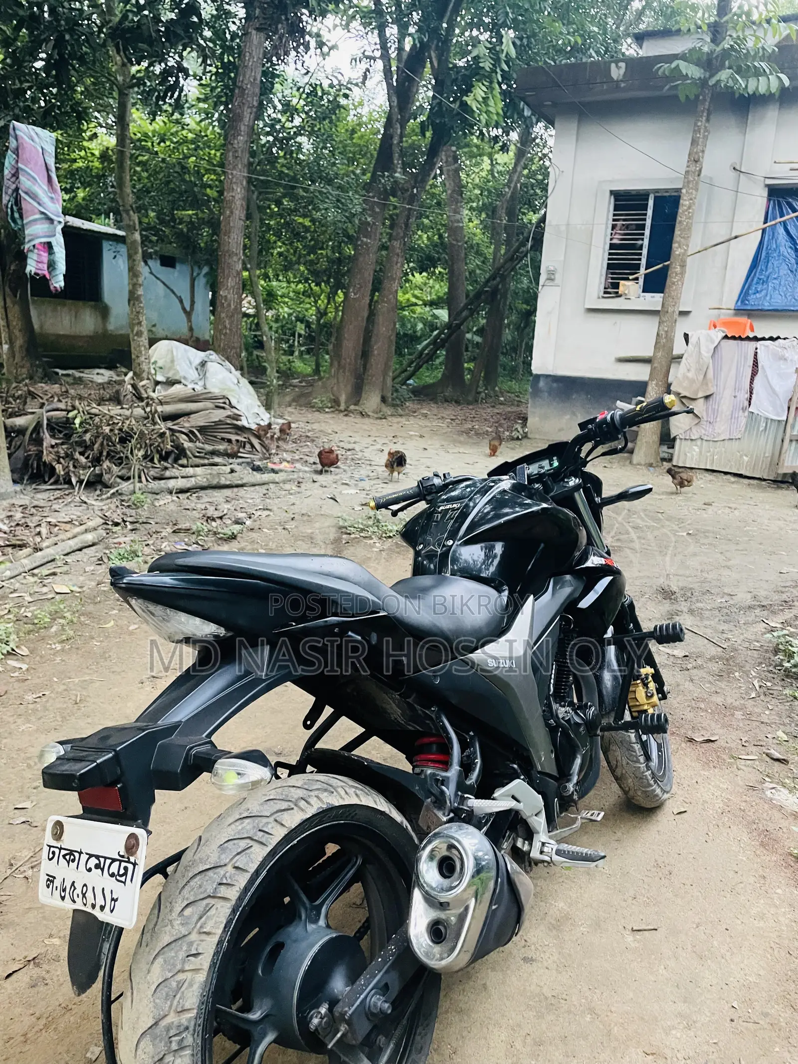 সুজুকি জিক্সার ২০২২ কালো