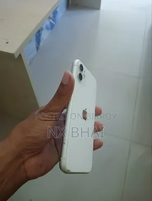 Apple iPhone 11 64 GB White