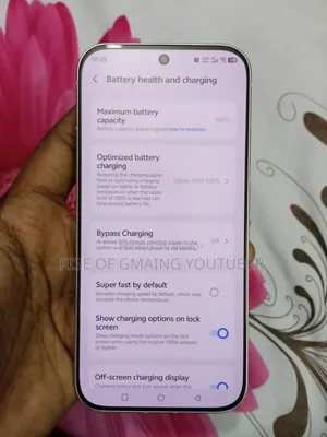 আইকিউও ২৫৬ জিবি সাদা