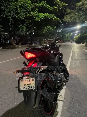 Suzuki 2023 Black