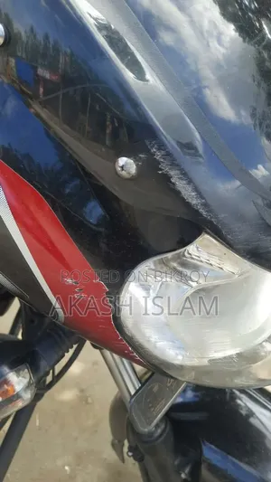 বাজাজ ডিসকভার ১১০ ২০২১ বেইজ