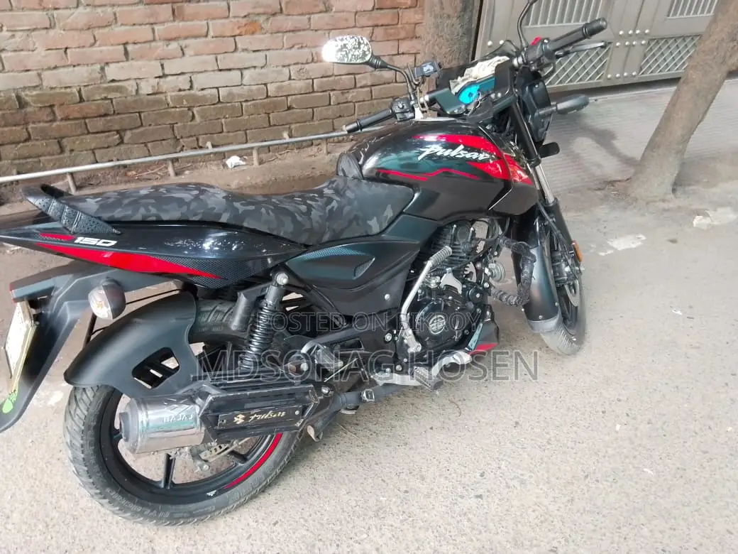 Bajaj Pulsar 150 2024 Black