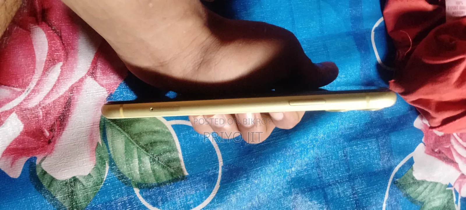 Apple iPhone 11 64 GB Yellow