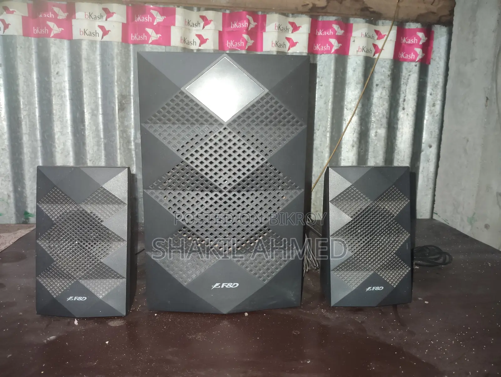 F D A180X Bluetooth 2:1 Speaker