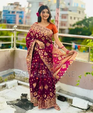 টেন্সিল জরি জামদানি শাড়ি