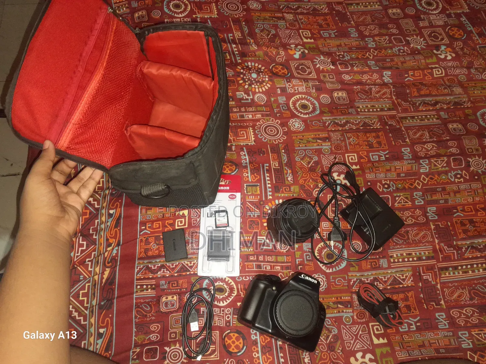 Canon EOS 1100D With Canon EF 28–80mm f/3.5–5.6 II Lens