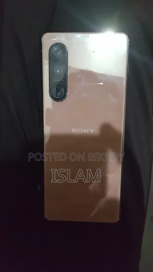 সনি এক্সপেরিয়া ৫ ৩য় প্রজন্ম ১২৮ জিবি গোলাপি