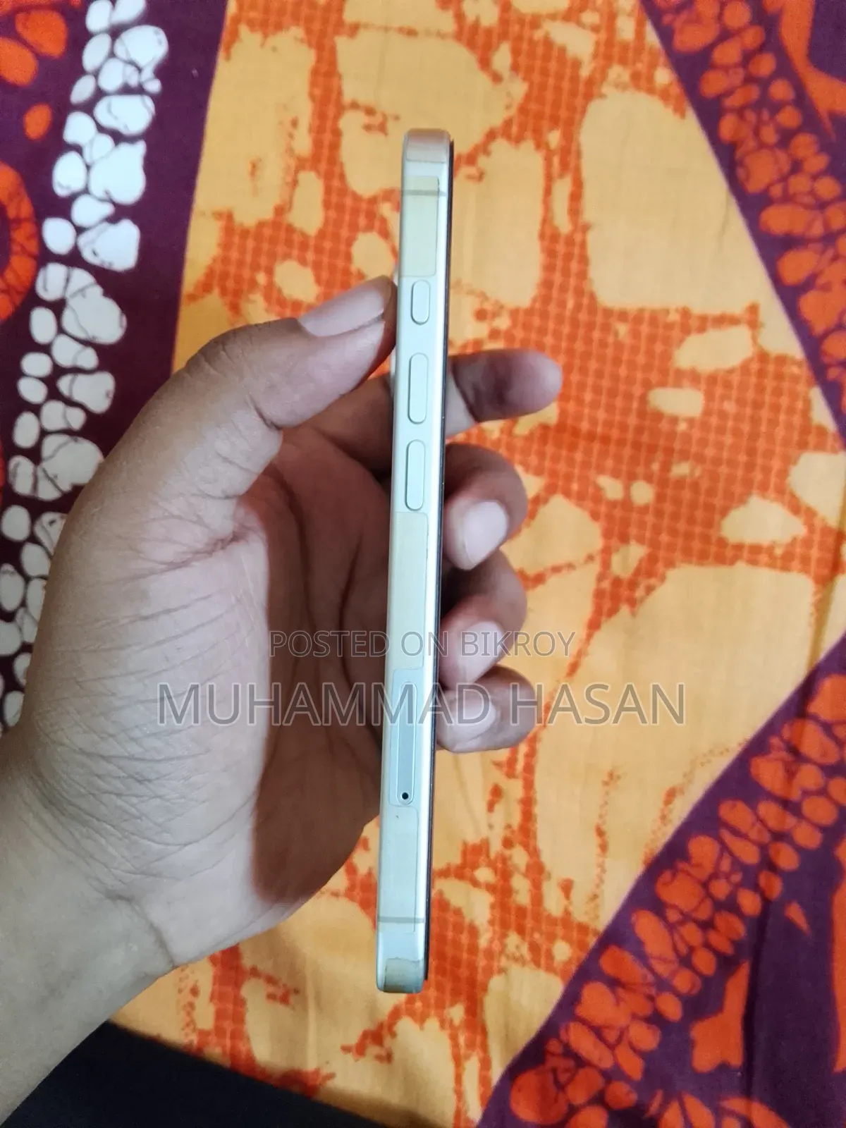 অ্যাপল আইফোন ১৭ ২৫৬ জিবি সাদা
