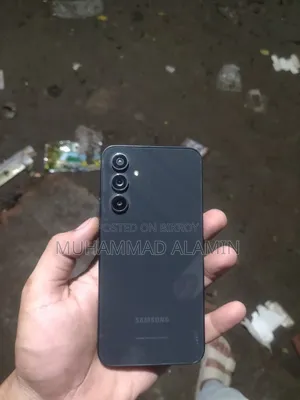 Samsung Galaxy A Quantum 128 GB Black