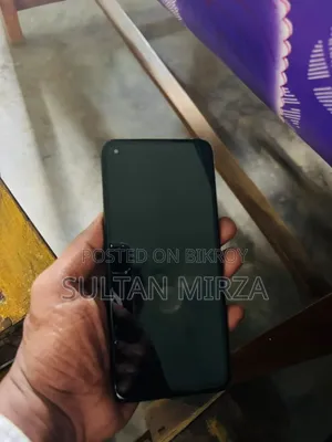 রিয়েলমি ১০ ৬৪ জিবি ব্ল্যাক