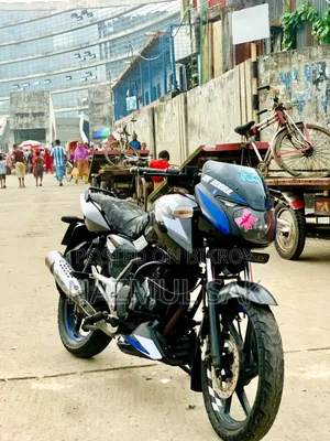 বাজাজ পালসার ১৫০ ২০১০ কালো