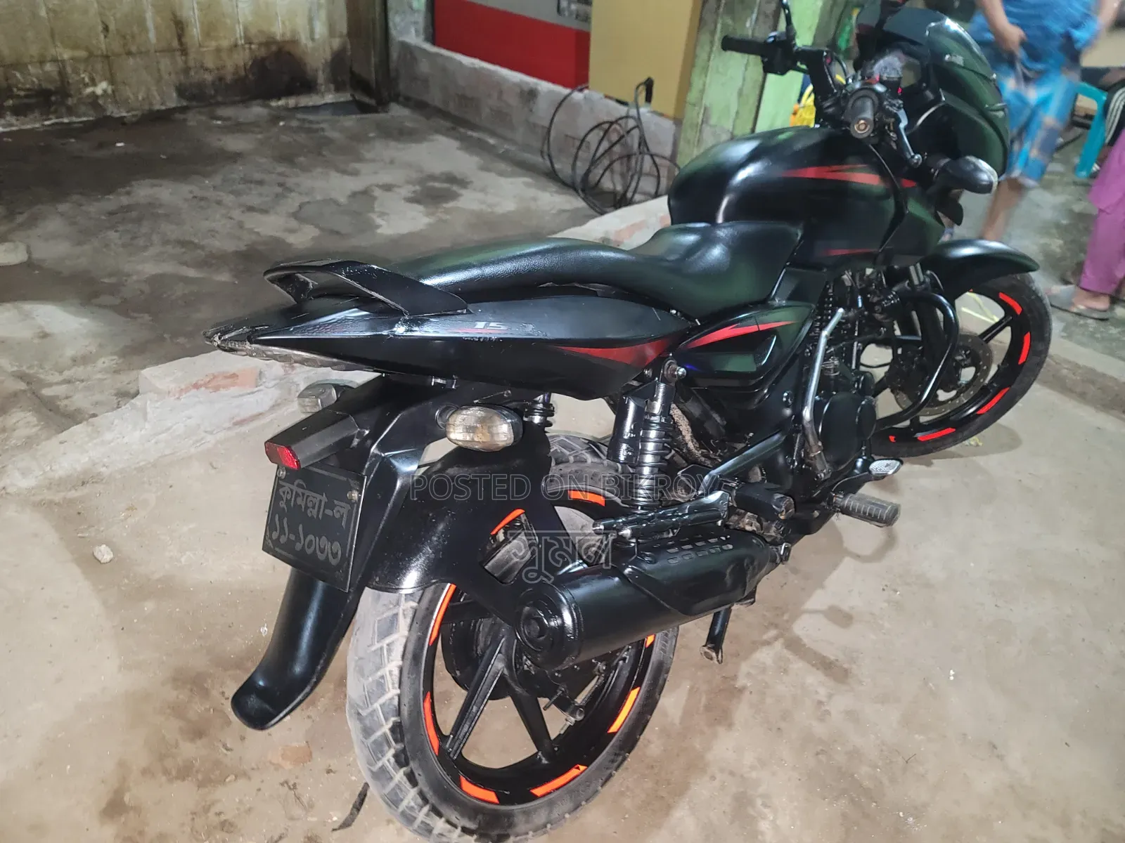 বাজাজ পালসার ১৫০ ২০০৯ ব্ল্যাক