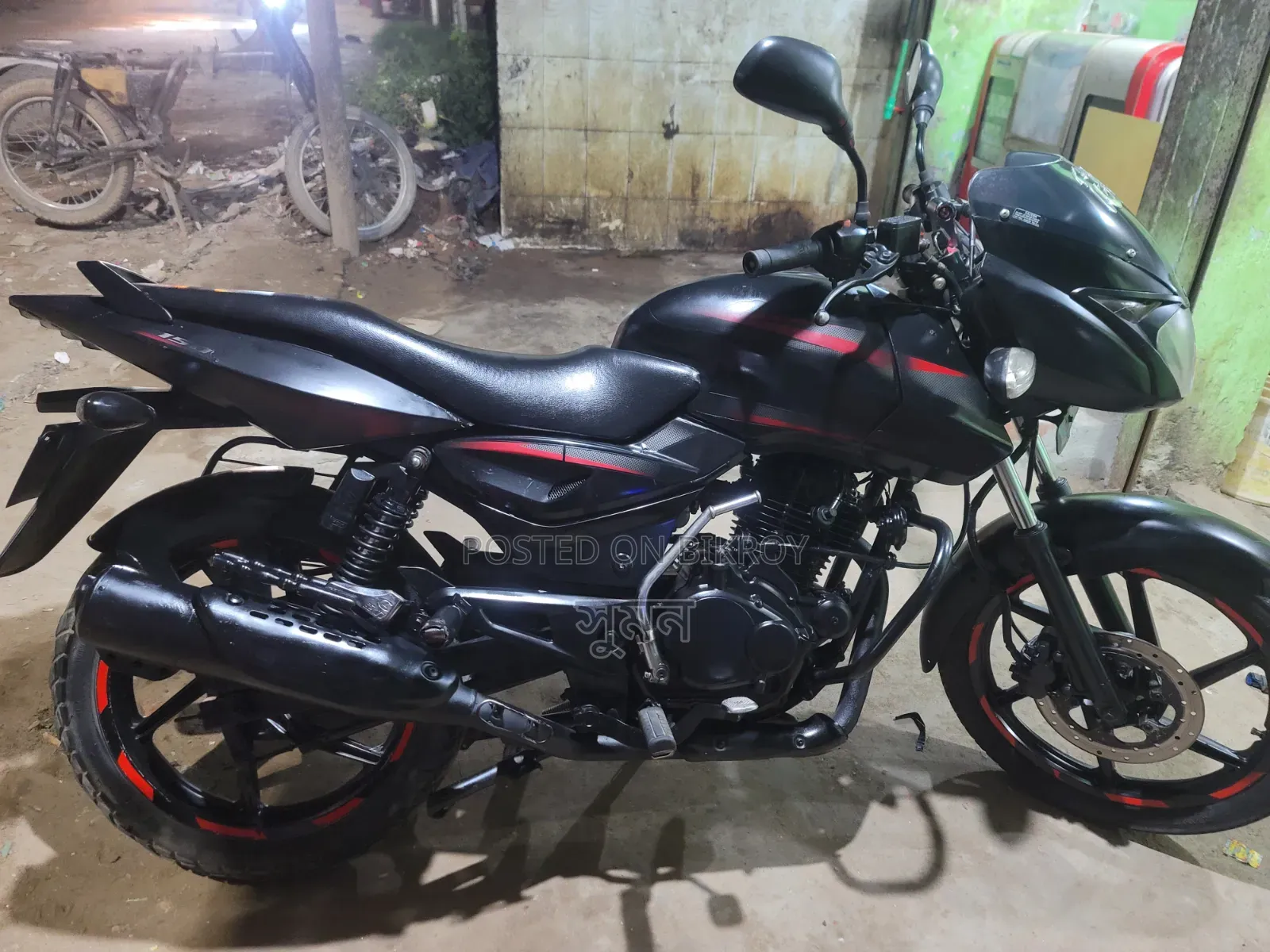 বাজাজ পালসার ১৫০ ২০০৯ ব্ল্যাক