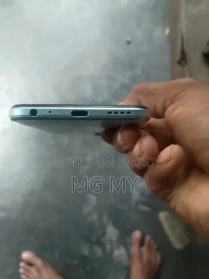 Vivo Y21 64 GB White