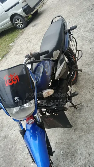 Bajaj 2017 Black