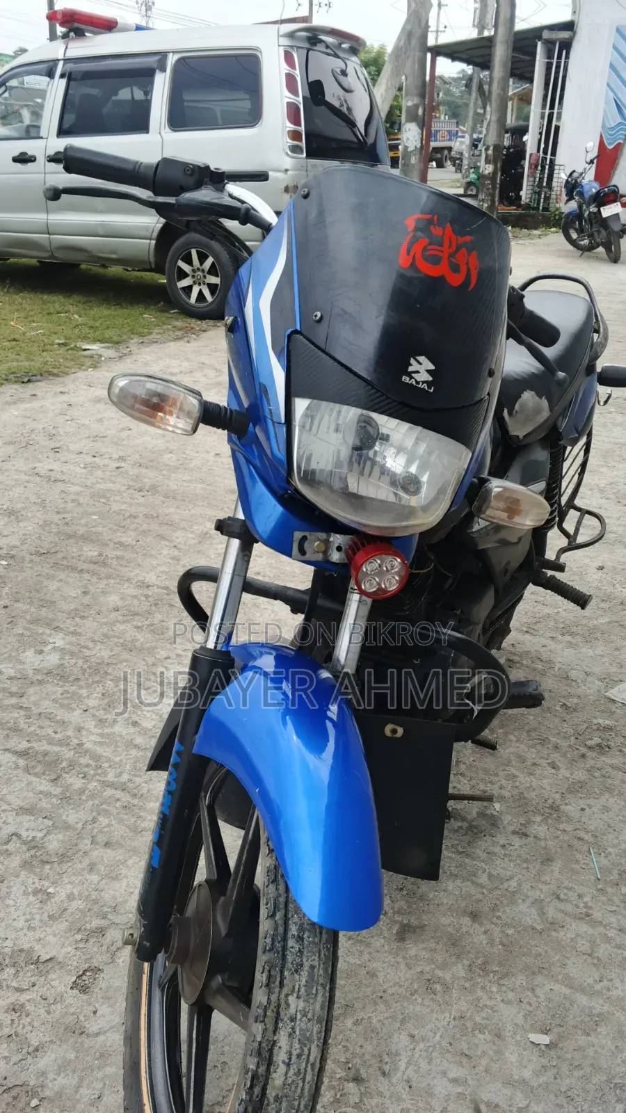 Bajaj 2017 Black