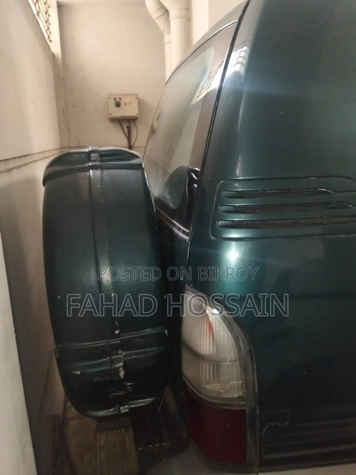 টয়োটা ল্যান্ড ক্রুজার প্রাডো ২০০৪ সবুজ