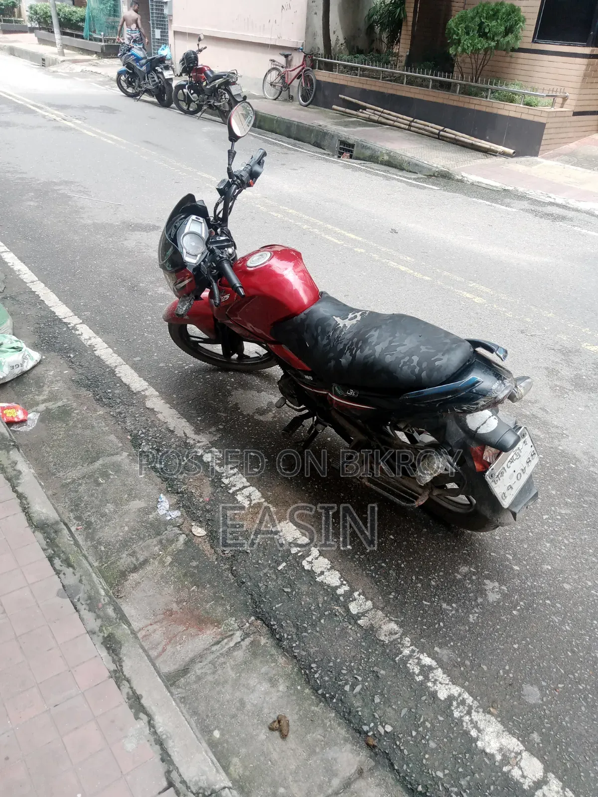 হিরো ইগনিটর ২০১৮ লাল