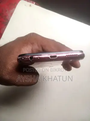 Vivo Y11 32 GB Gold