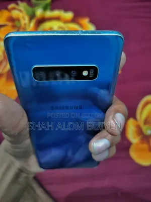 Samsung Galaxy S10 Plus 128 Gigabytes Blue