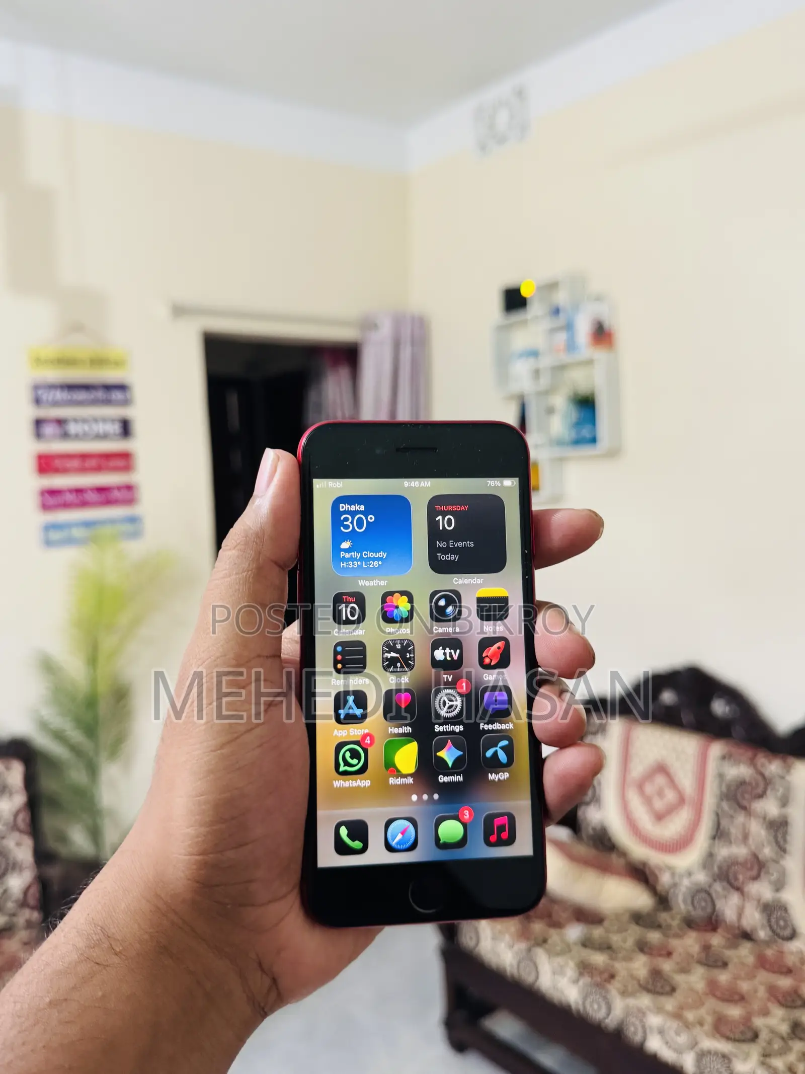 Apple iPhone SE (2020) 64 GB Red