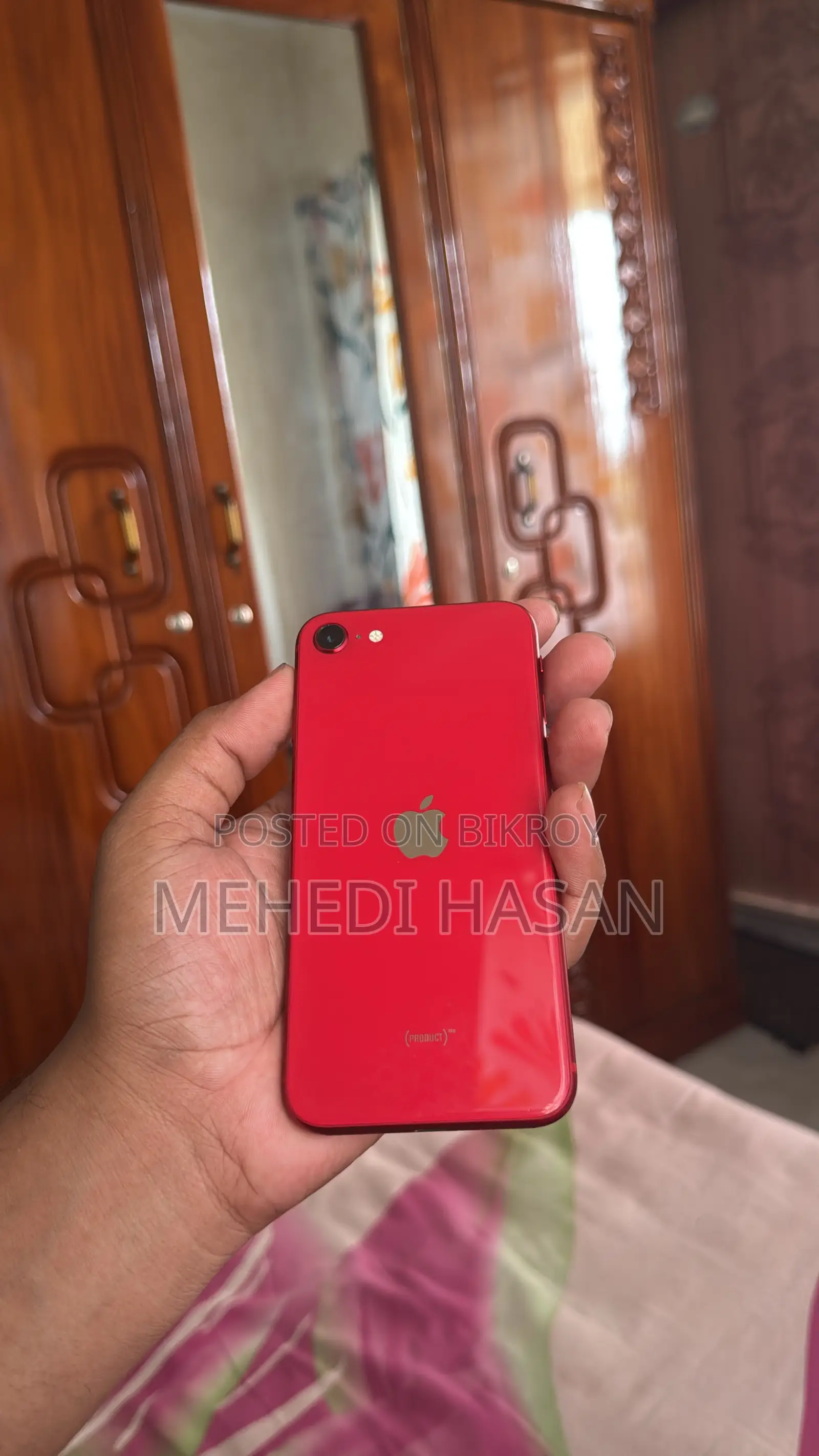 Apple iPhone SE (2020) 64 GB Red