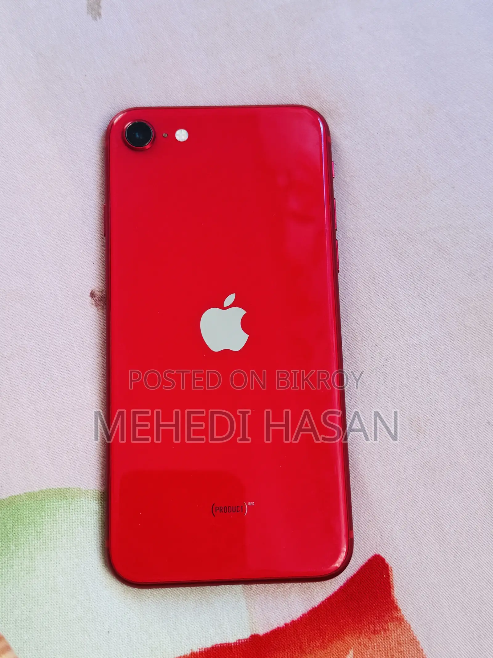 Apple iPhone SE (2020) 64 GB Red