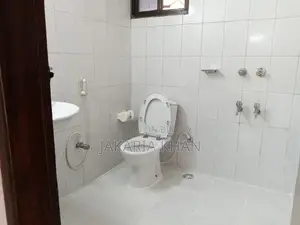 4 Bedroom Apartment in Banani for Sale