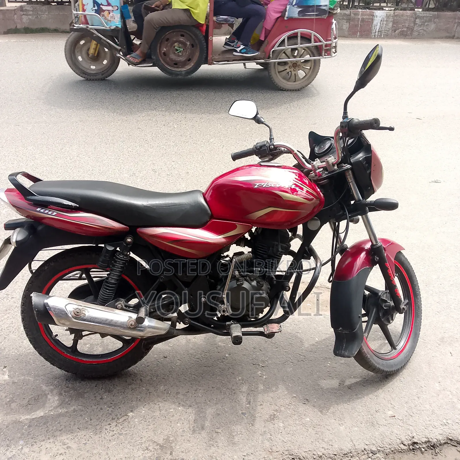 Bajaj Discover 100 2021 Red