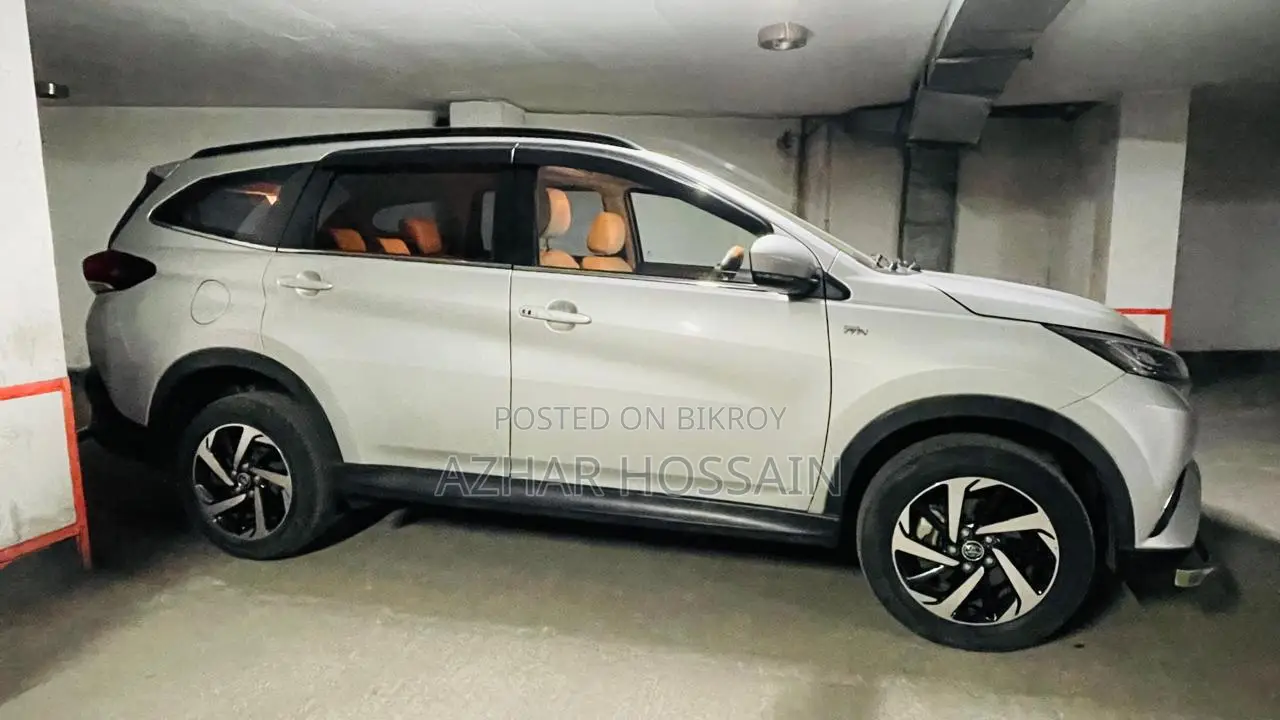 Toyota Rush 1.5 Rear-Wheel Drive 2021 Silver