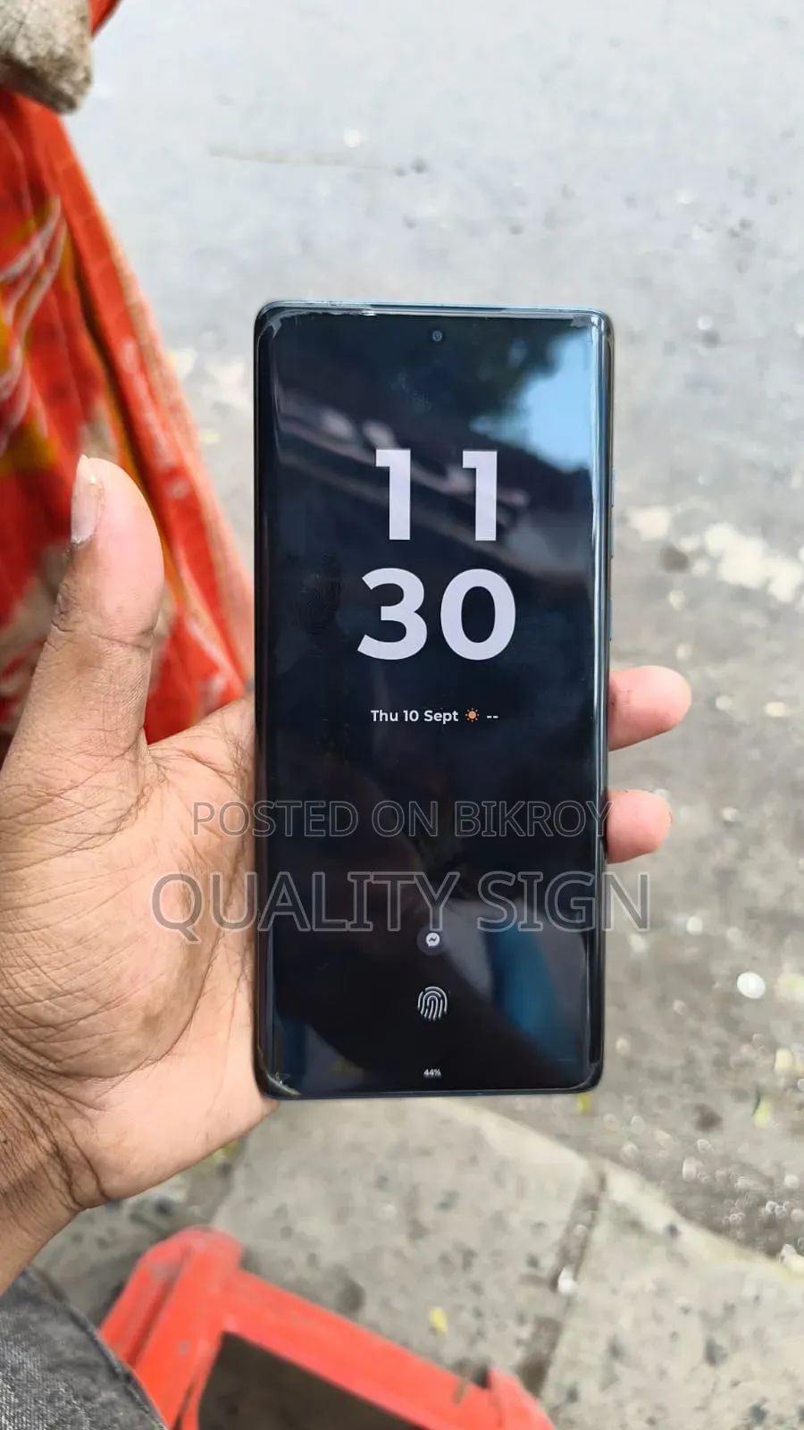 মোটর চলা এজ ৫০ ফিউশন ১২৮ জিবি ব্লু