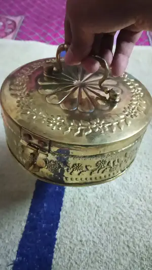 New Brass Betel Leaf Holder, Price Only- Taka, Medium Size