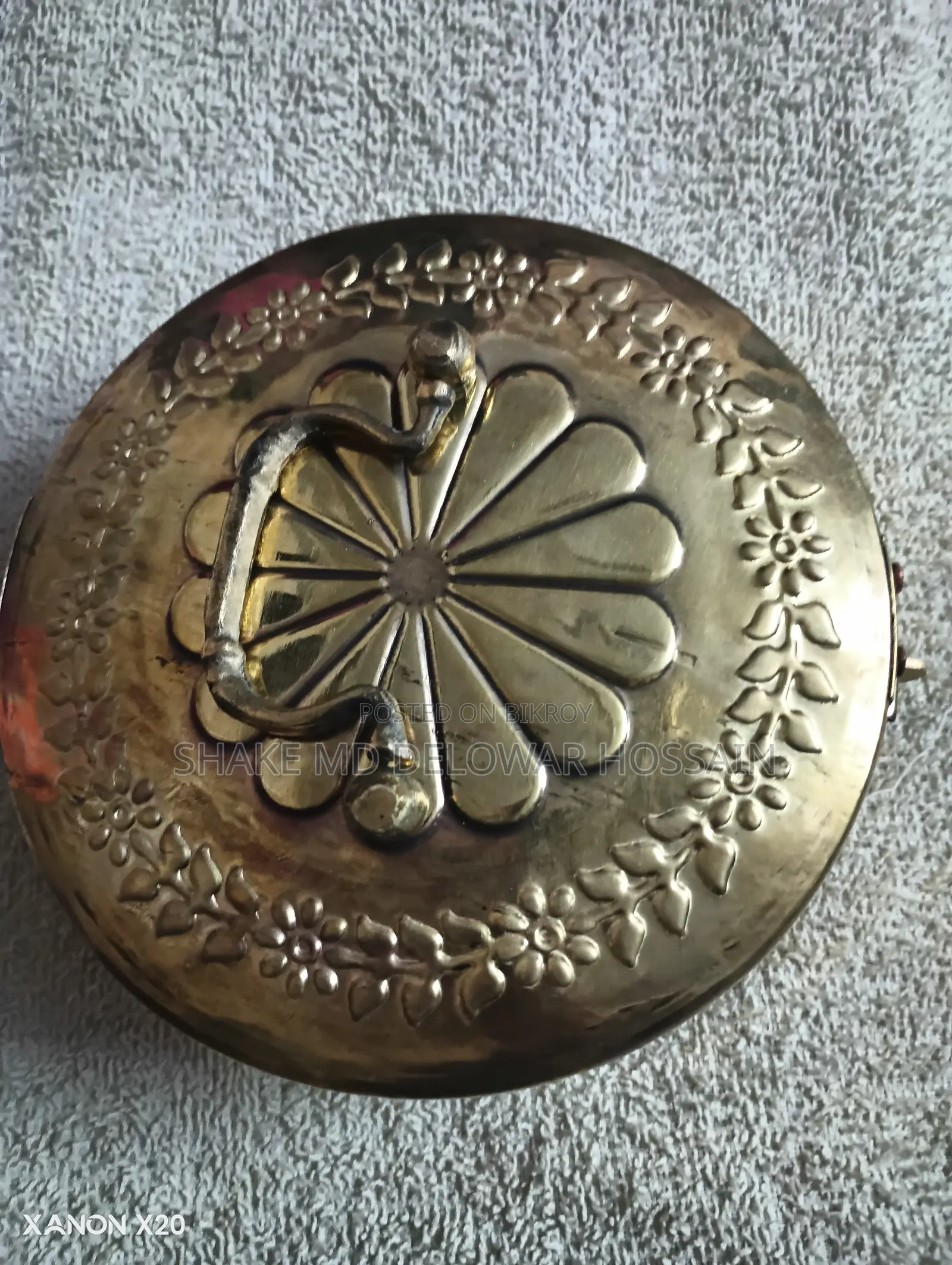 New Brass Betel Leaf Holder, Price Only- Taka, Medium Size