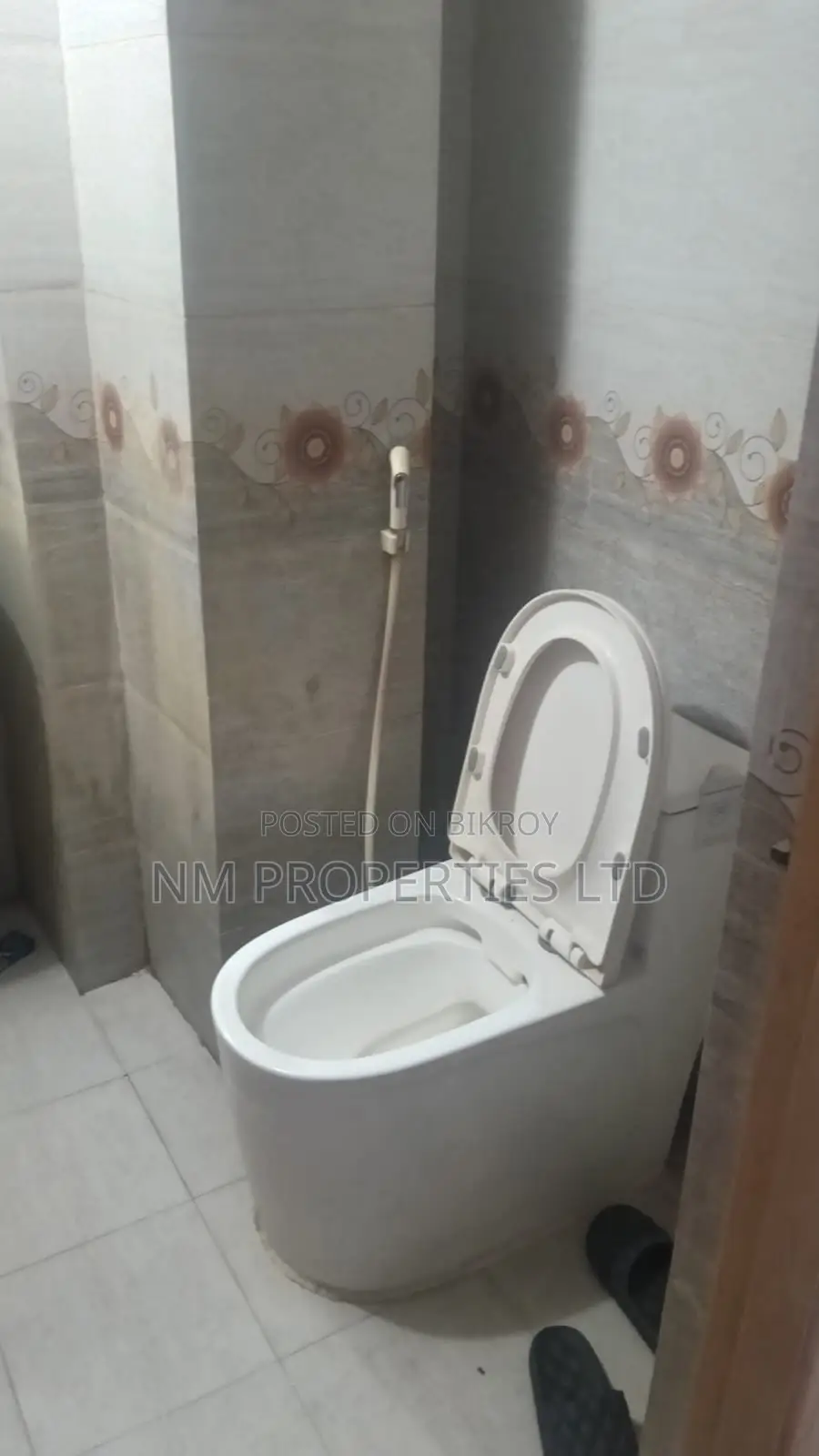 Furnished 2-Bedroom Apartment in Mirpur House for Sale
