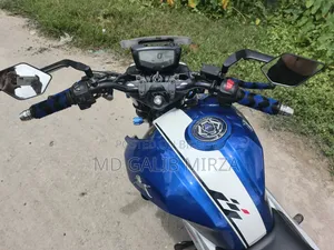 TVS Apache 160 4V 2022 Green