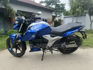 TVS Apache 160 4V 2022 Green