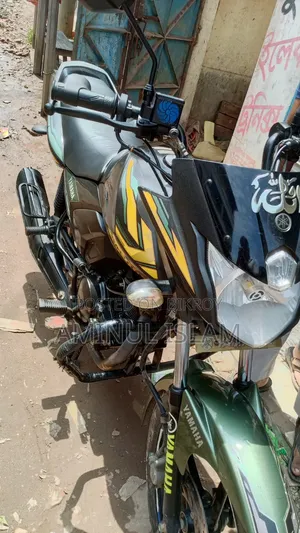 Yamaha 2022 Black