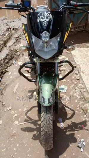 Yamaha 2022 Black