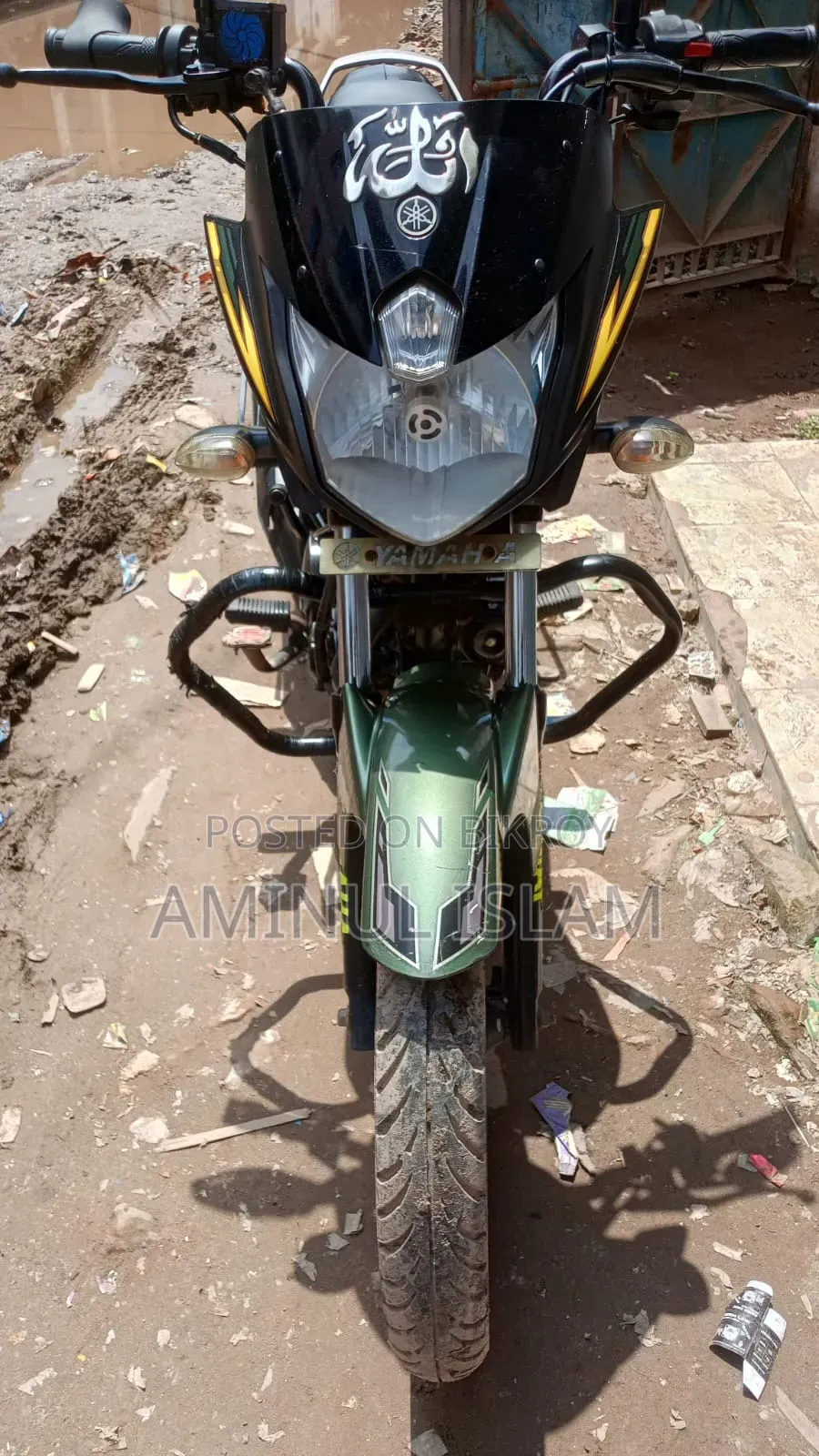 Yamaha 2022 Black