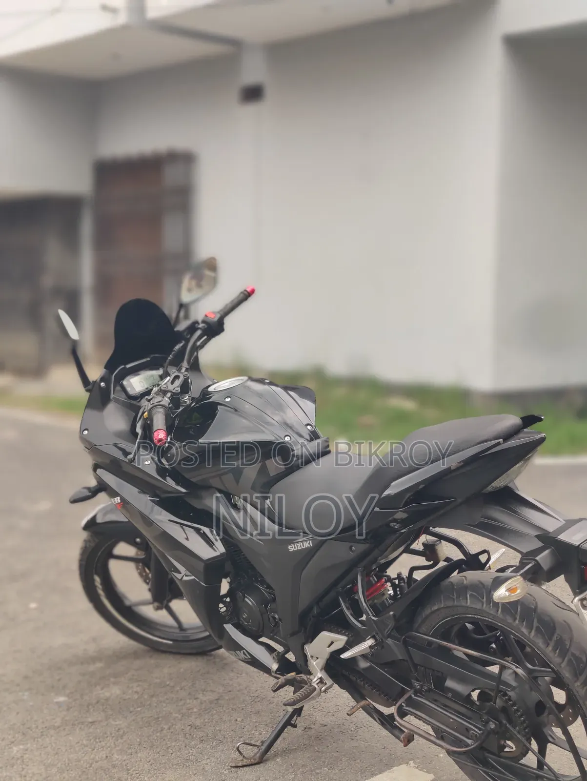 সুজুকি জিক্সার এসএফ ২০২১ ব্ল্যাক