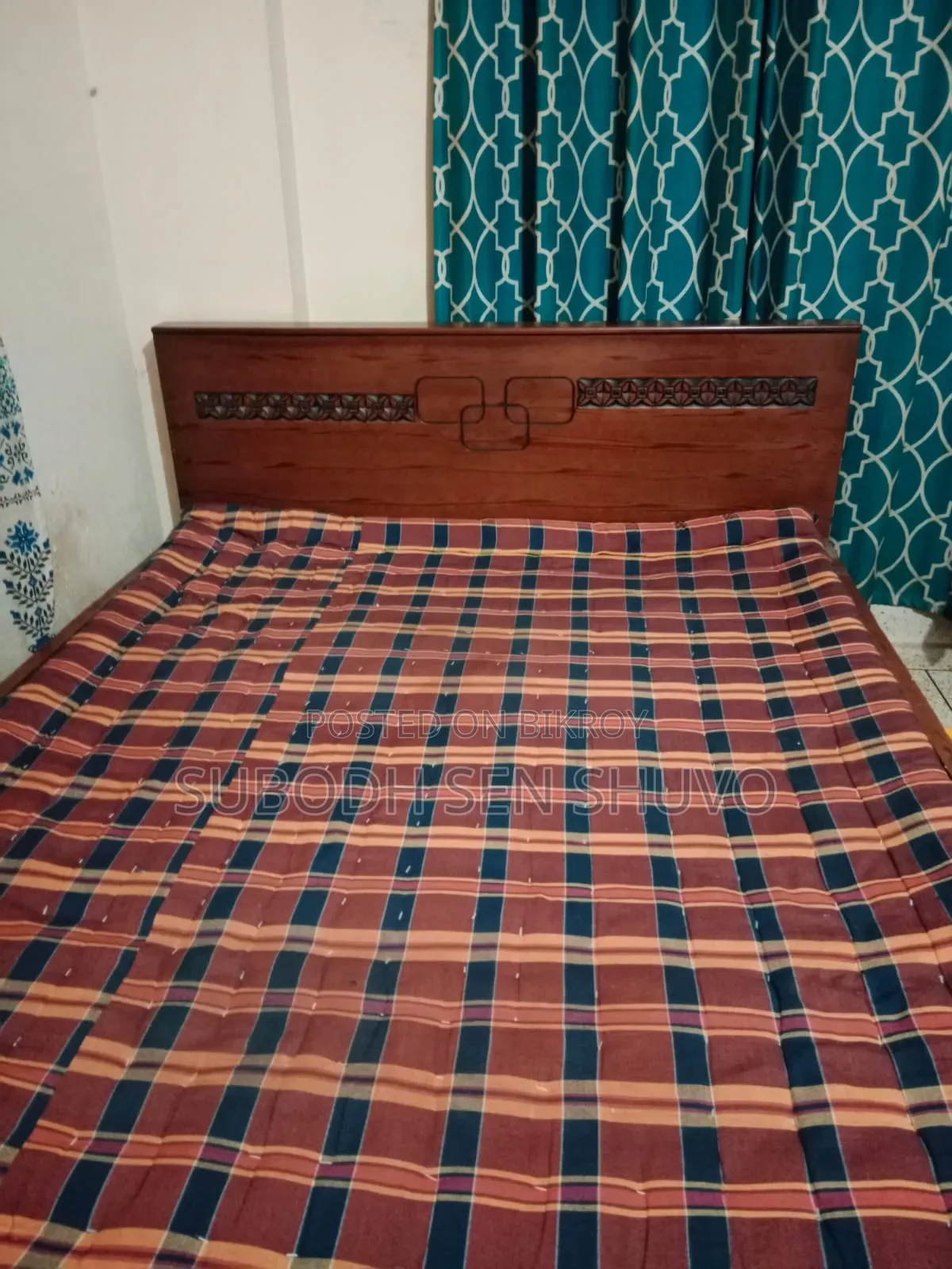 An old bed will be sold. Completely fresh like new