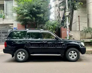 Toyota Land Cruiser Cygnus 4.7 1998 Black