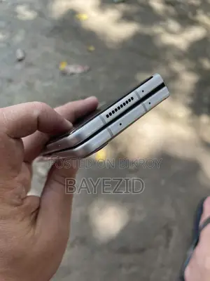 স্যামসাং জেড ১৬ জিবি গোল্ড