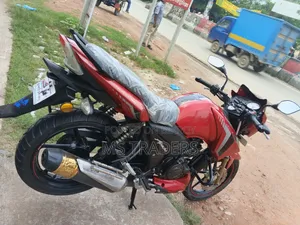 TVS Apache RTR 160 2V 2021 Red