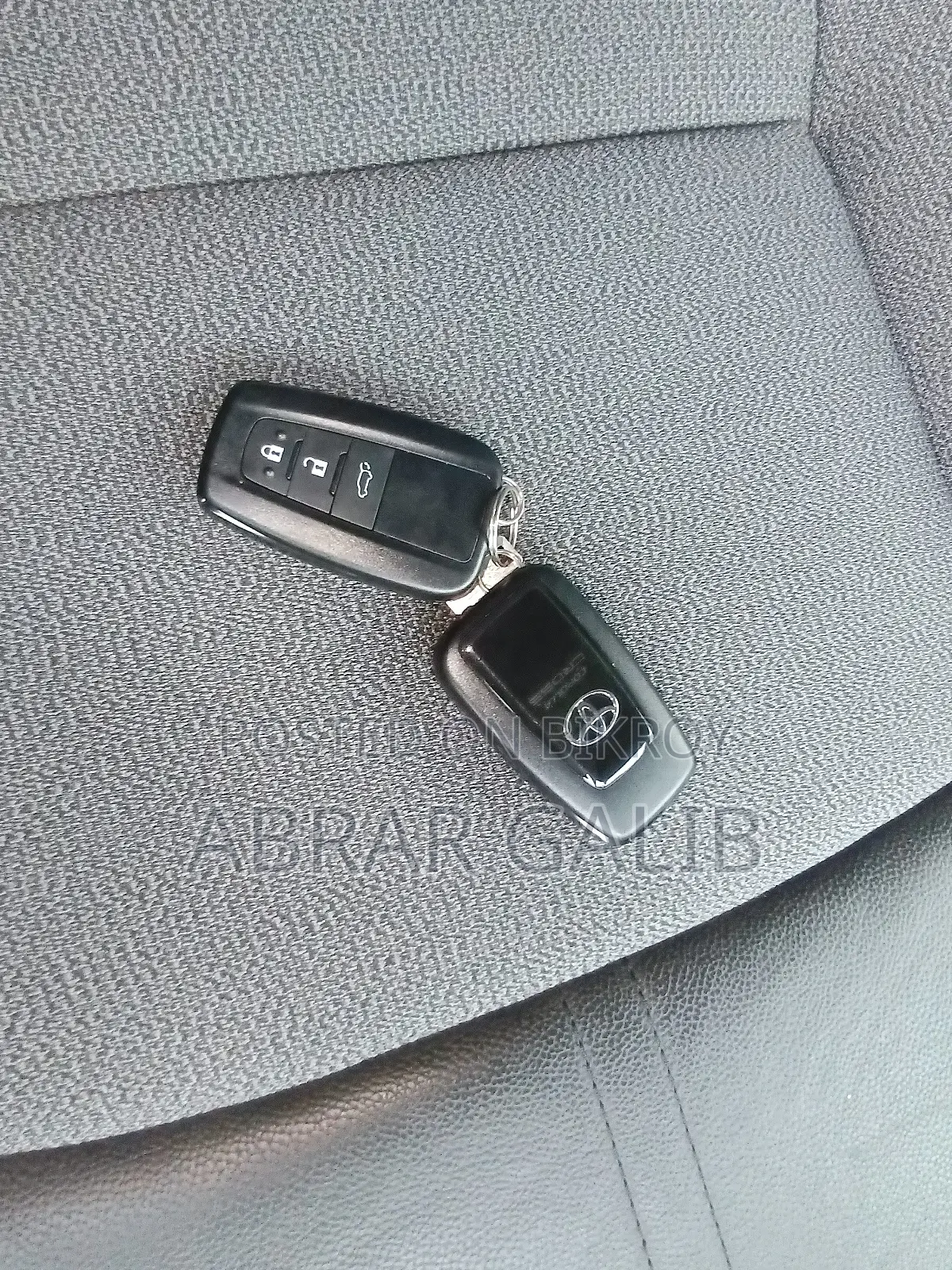 Toyota Corolla Cross 1.8 Hybrid FWD 2022 Pearl
